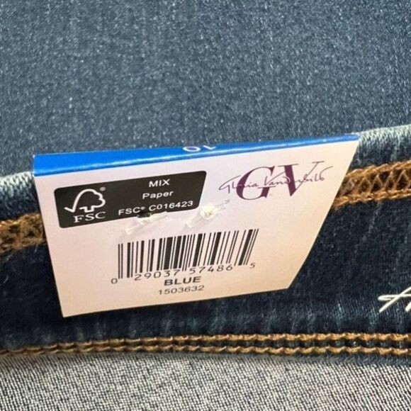 NWT Gloria Vanderbilt Crop Pants Women's Size 10 Blue Denim Pull-On Mid-Rise - Picture 6 of 12